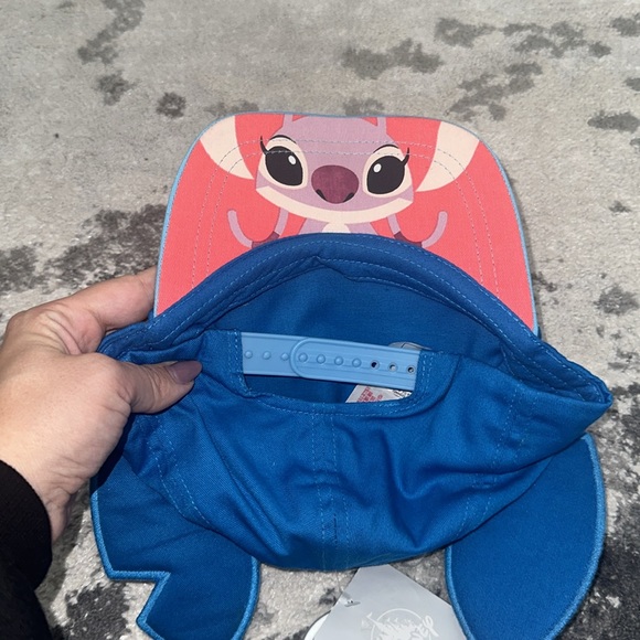 Disney Kids blue stitch hat with kisses and ears - Picture 4 of 4